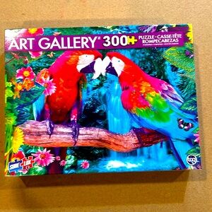 NIB Art Gallery 300 pc Parrot Puzzle 14+